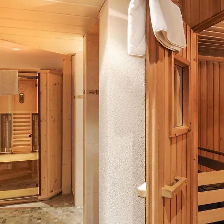 Hallerhaus Semesterbostad